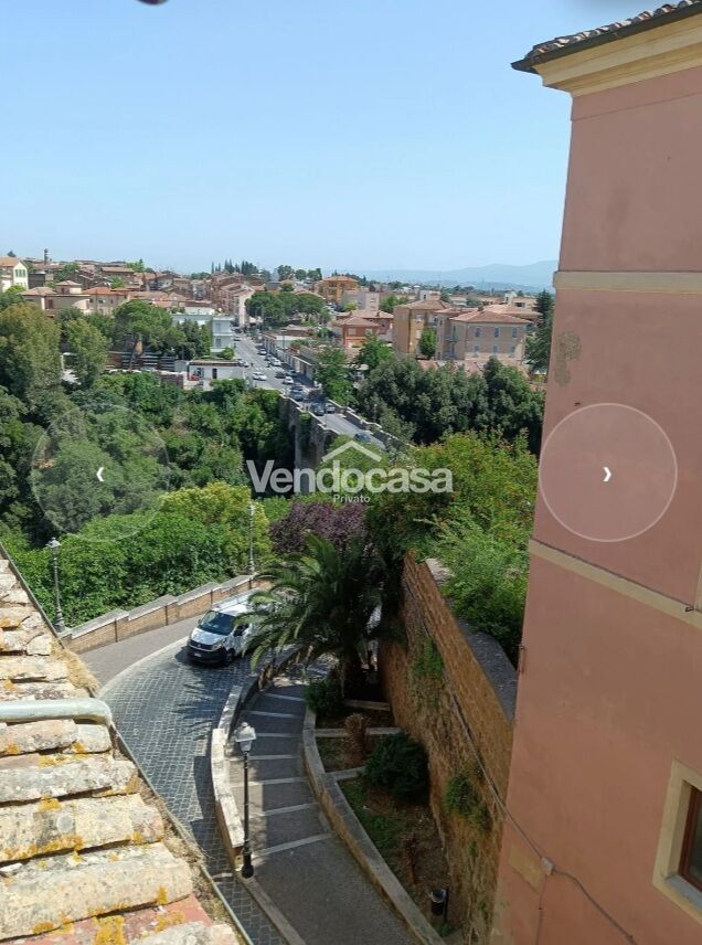 Attico 3° piano, 2 locali, 1 bagno 1 comodo soppalco, ristrutturato, zona silenziosa
