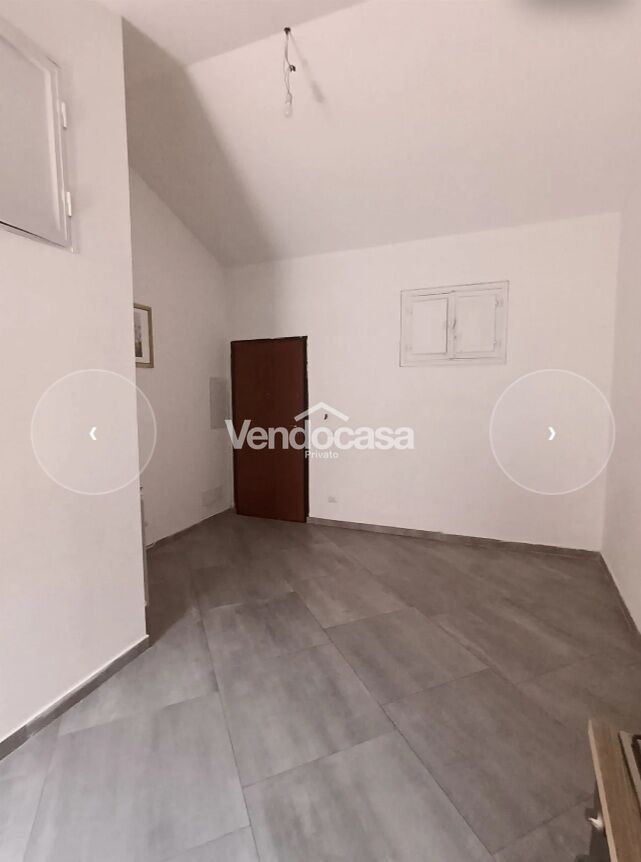 Attico 3° piano, 2 locali, 1 bagno 1 comodo soppalco, ristrutturato, zona silenziosa