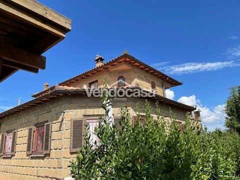 Villa Bifamiliare a Tuscania VT