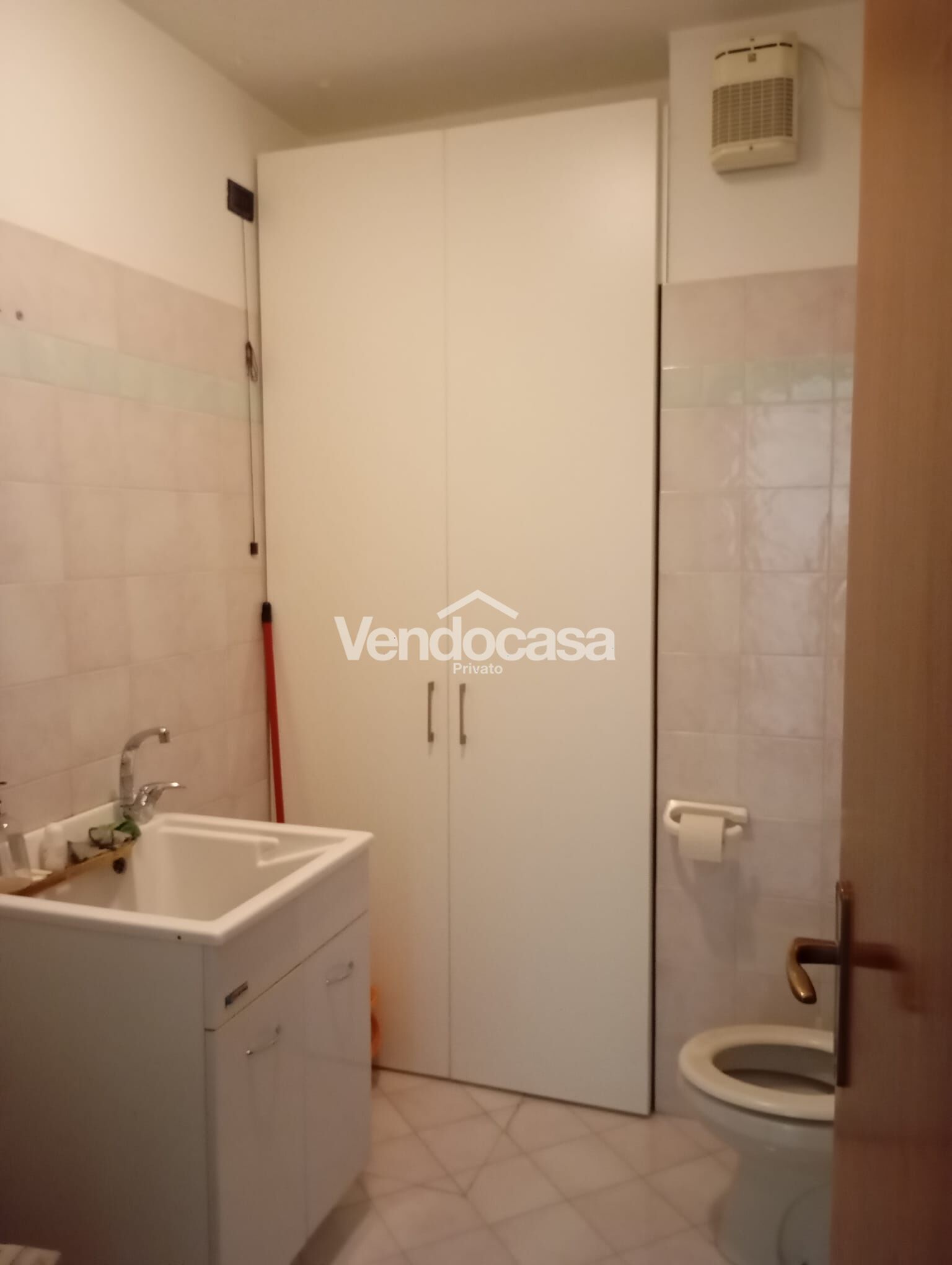 Appartamento con 2 camere e cantina e Box