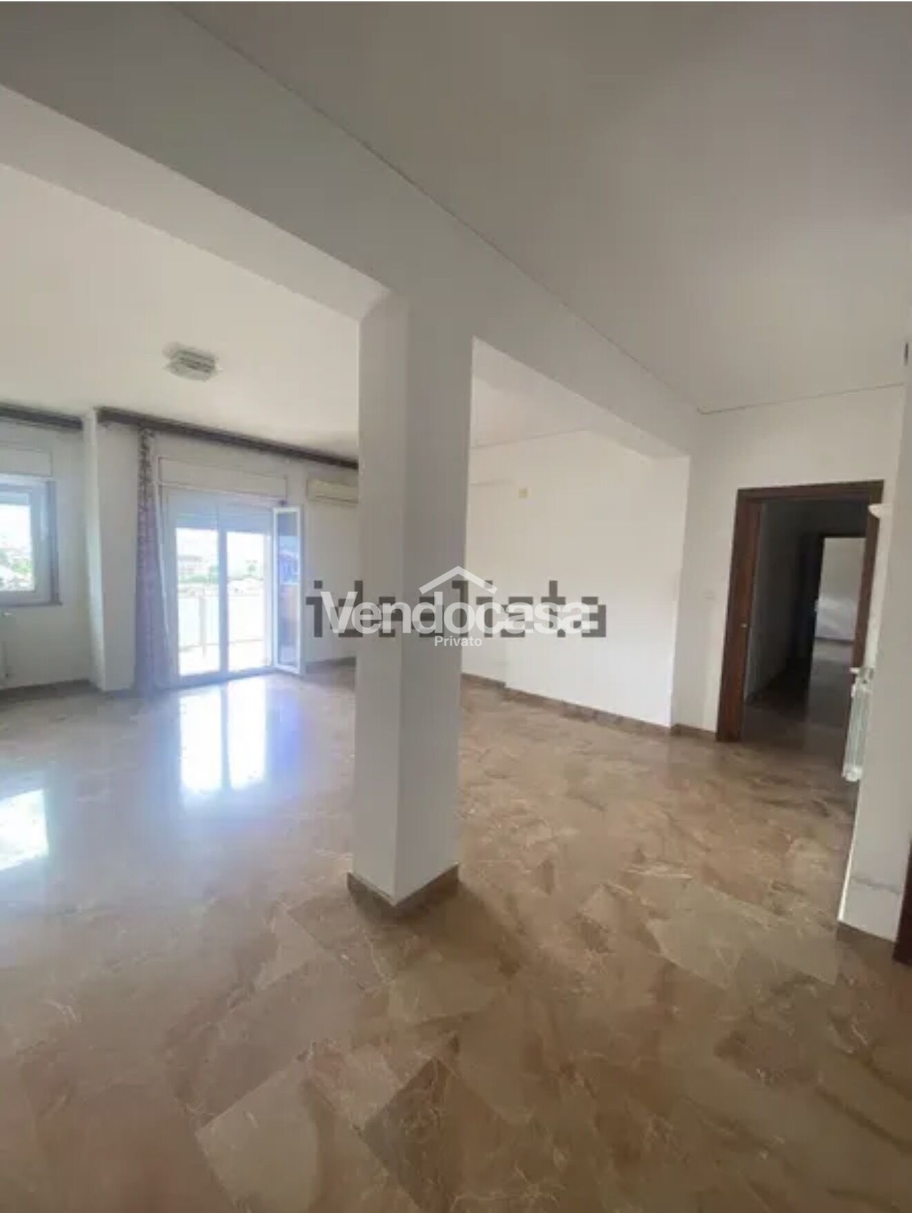 Vendesi appartamento zona ben servita