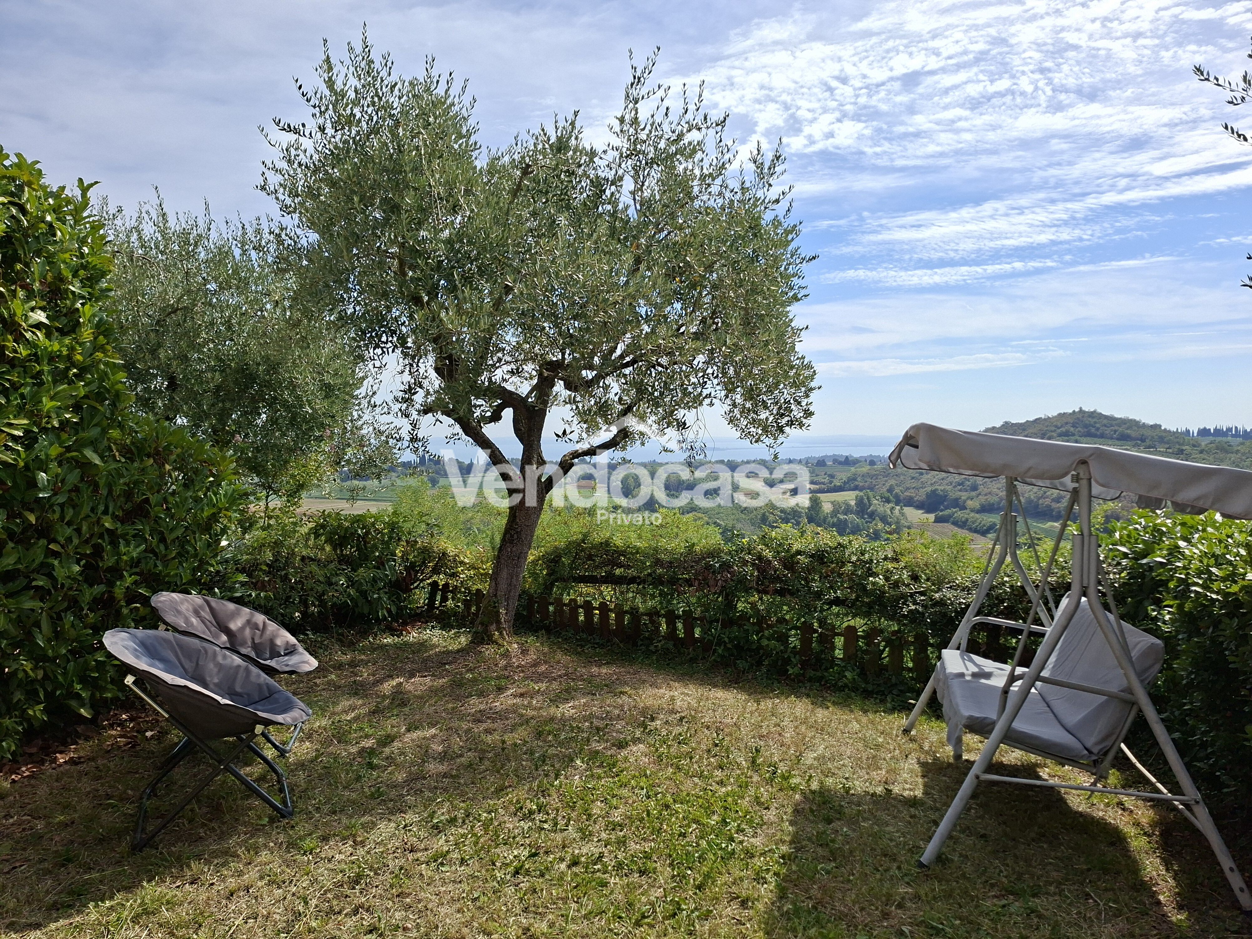 Villetta con spettacolare vista sul lago di Garda – in vendita a Muscoline – foto 1