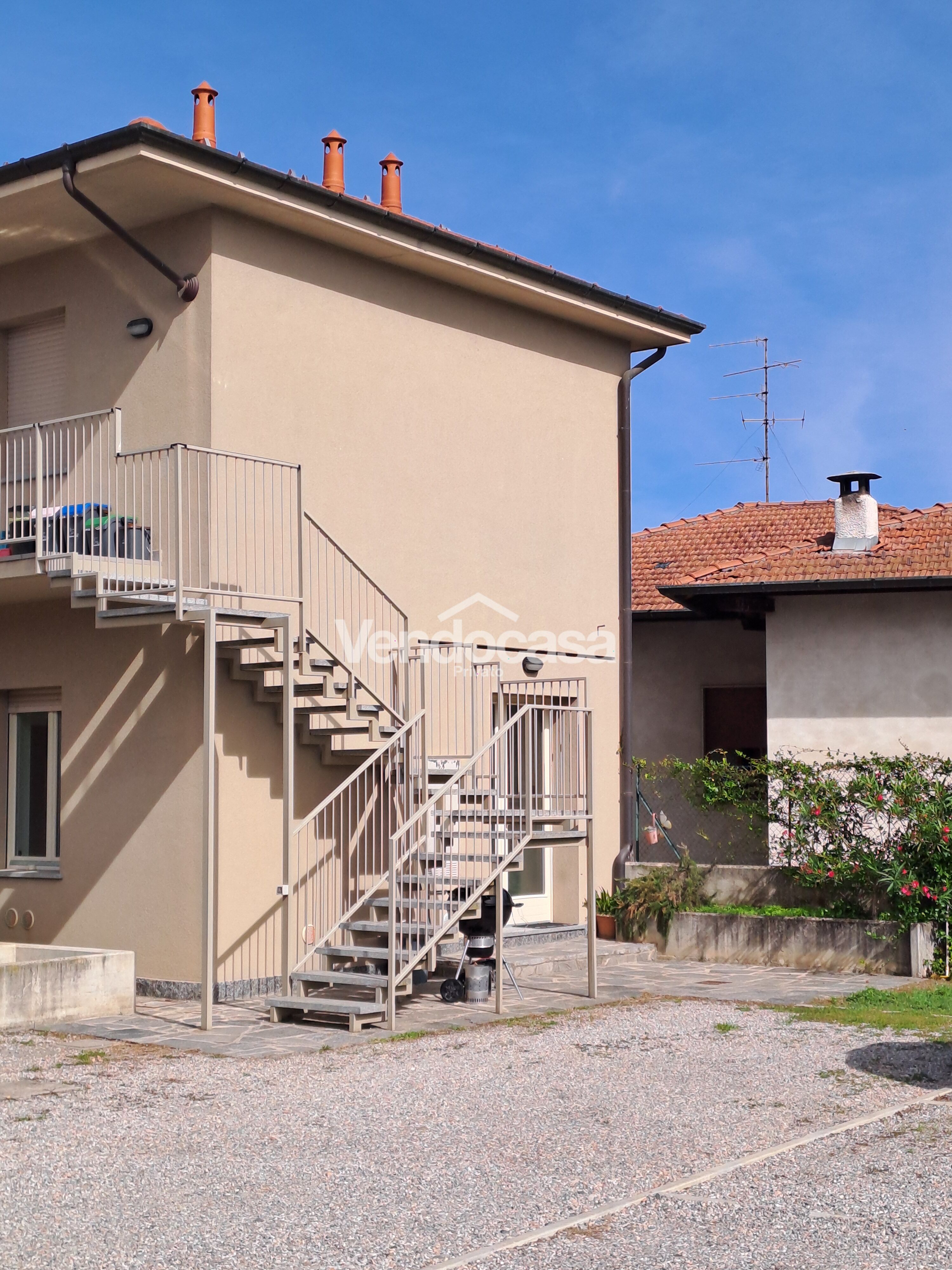 bilocale libero da subito – Appartamento in vendita da privato a Mornago – foto 2