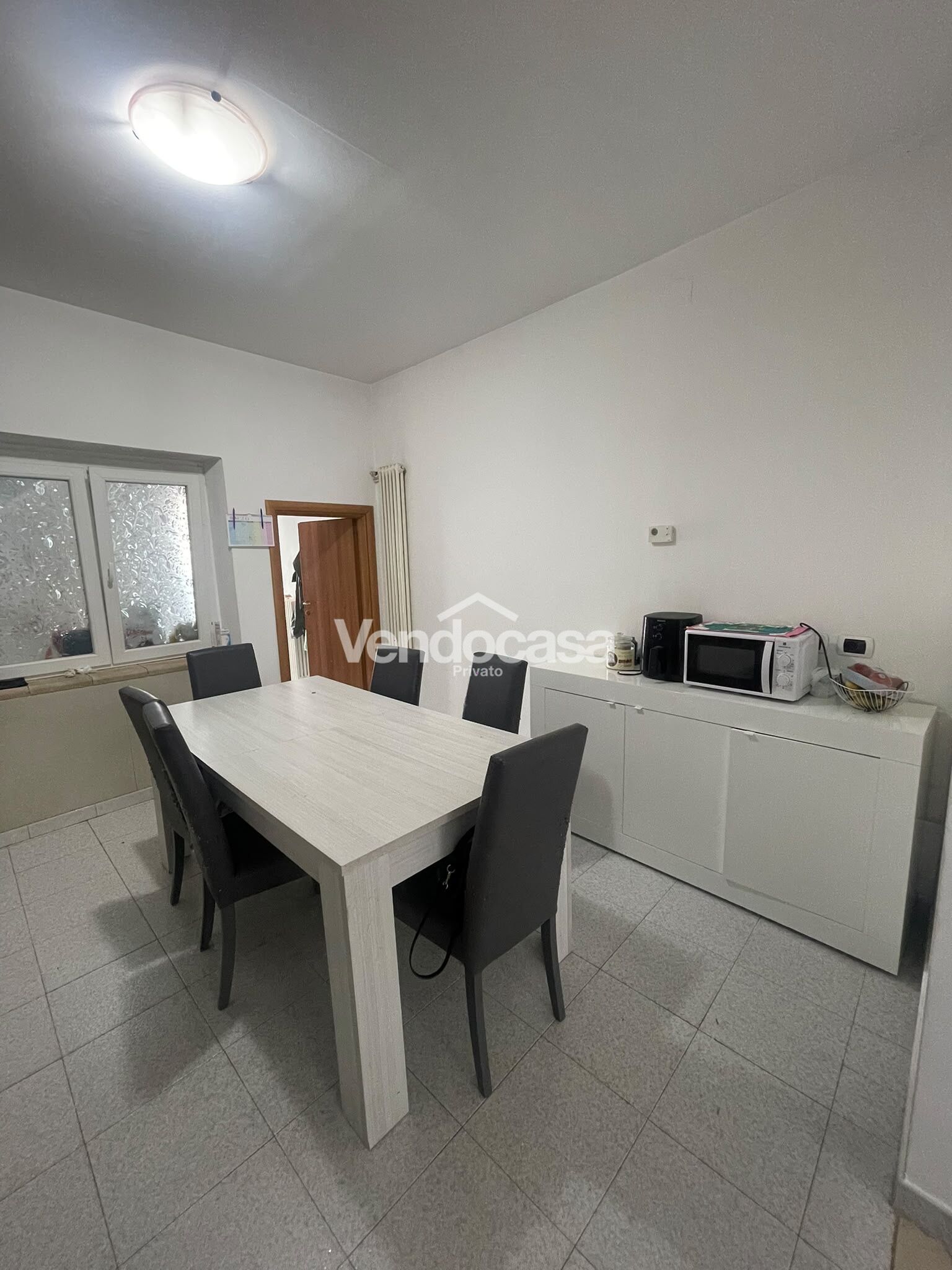 Villetta a schiera totalmente indipendente. Recentemente ris