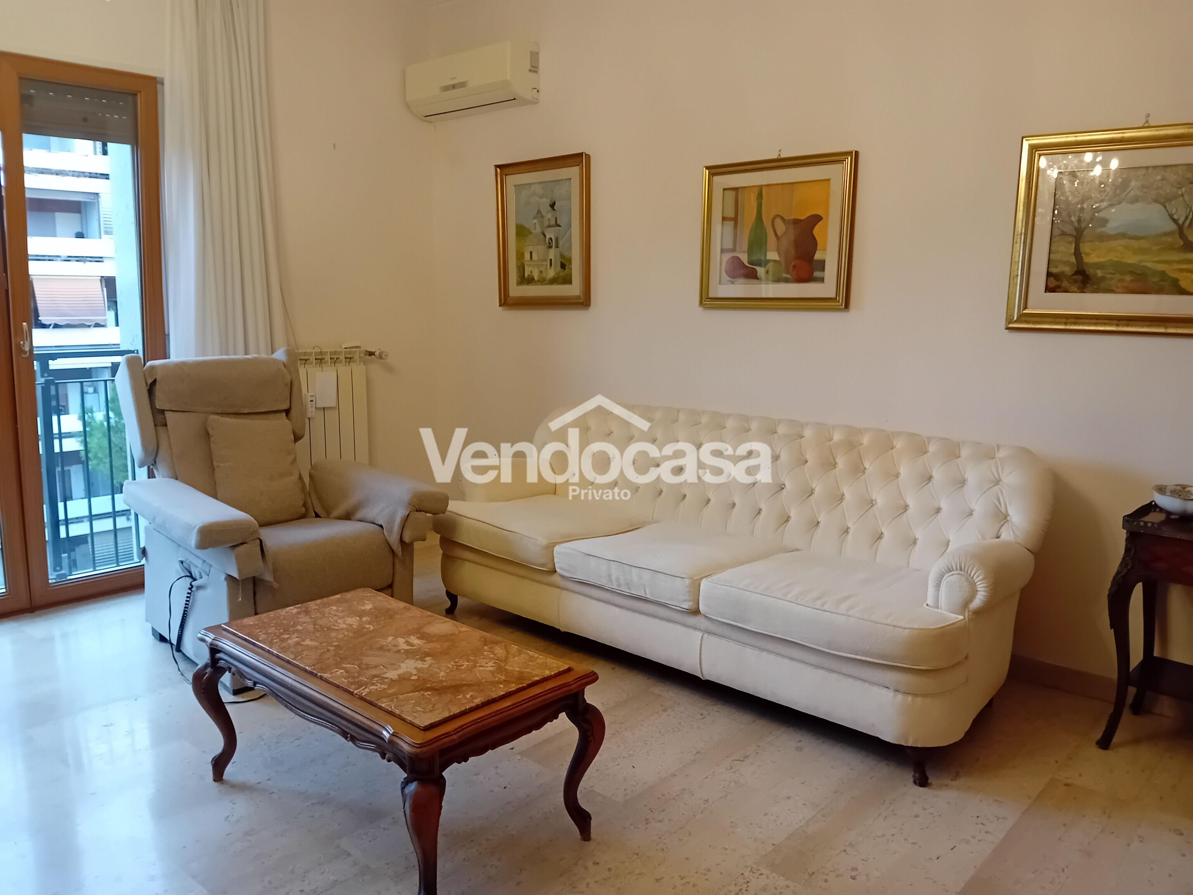 APPARTAMENTO AMPIO E LUMINOSO – in vendita da privato a Roma – foto 2