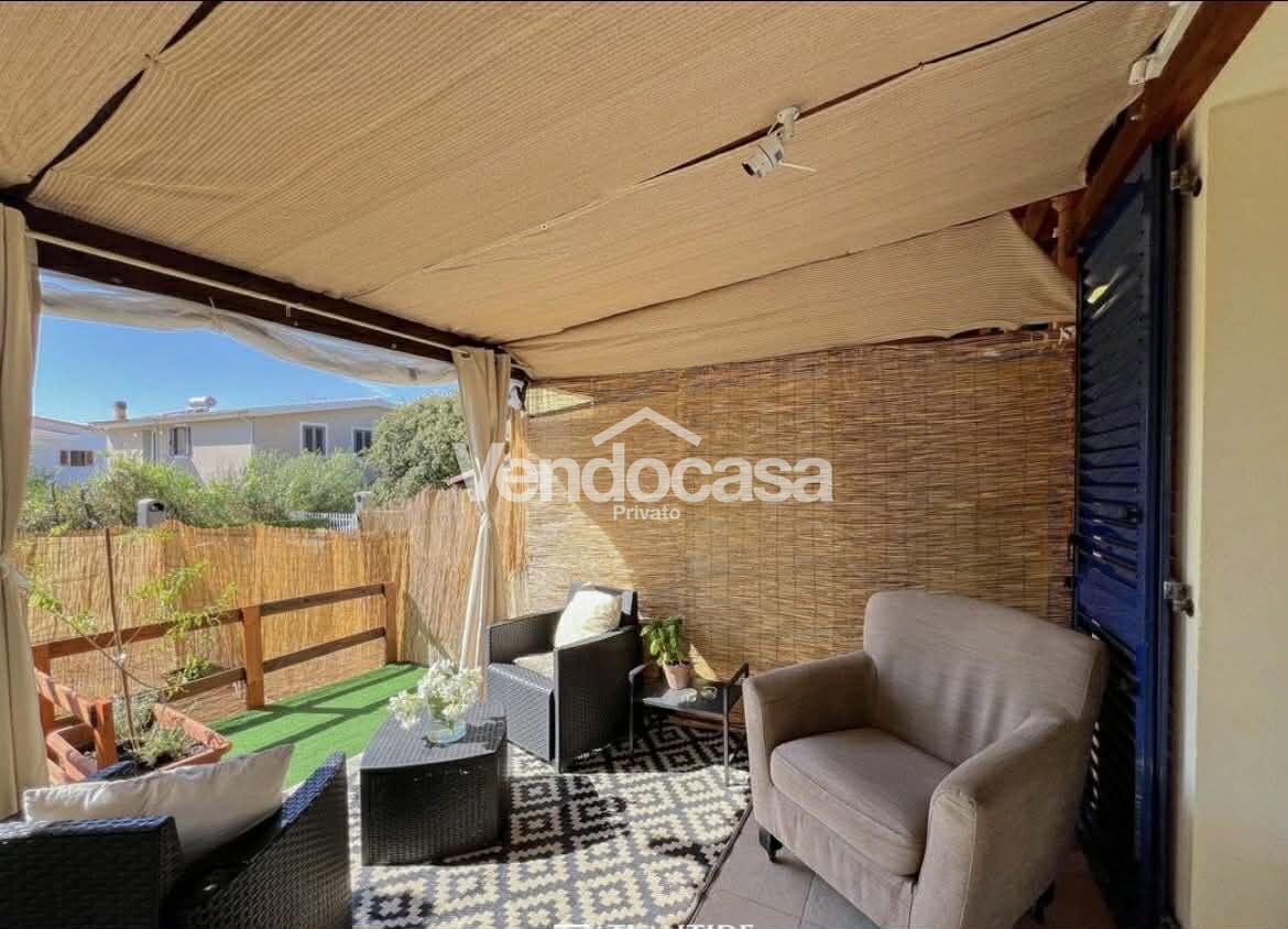 Bilocale arredato con terrazzo, box e doppia esposizione – in vendita a Castelsardo – foto 1