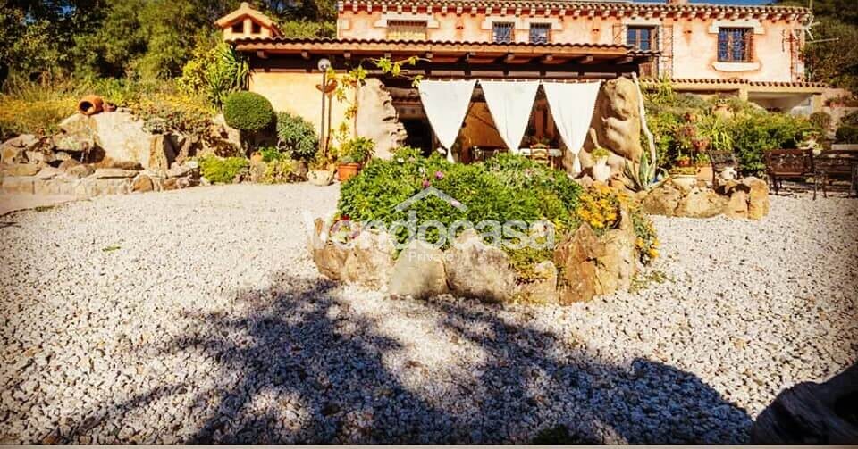 Villa indipendente in Costa Smeralda - Arzachena (SS)