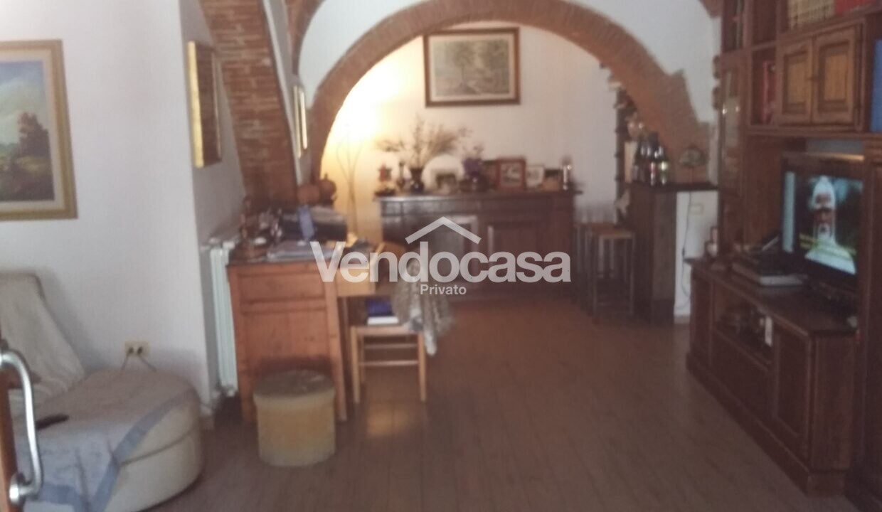 Porzione di villetta con entrata indipendente a Cecina (LI)