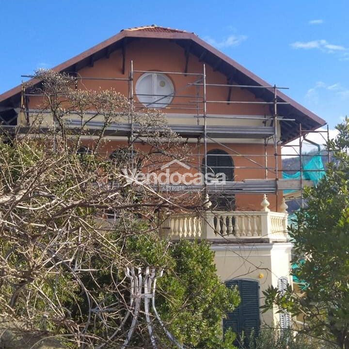 Appartamento in villa d'epoca a Camogli (GE)