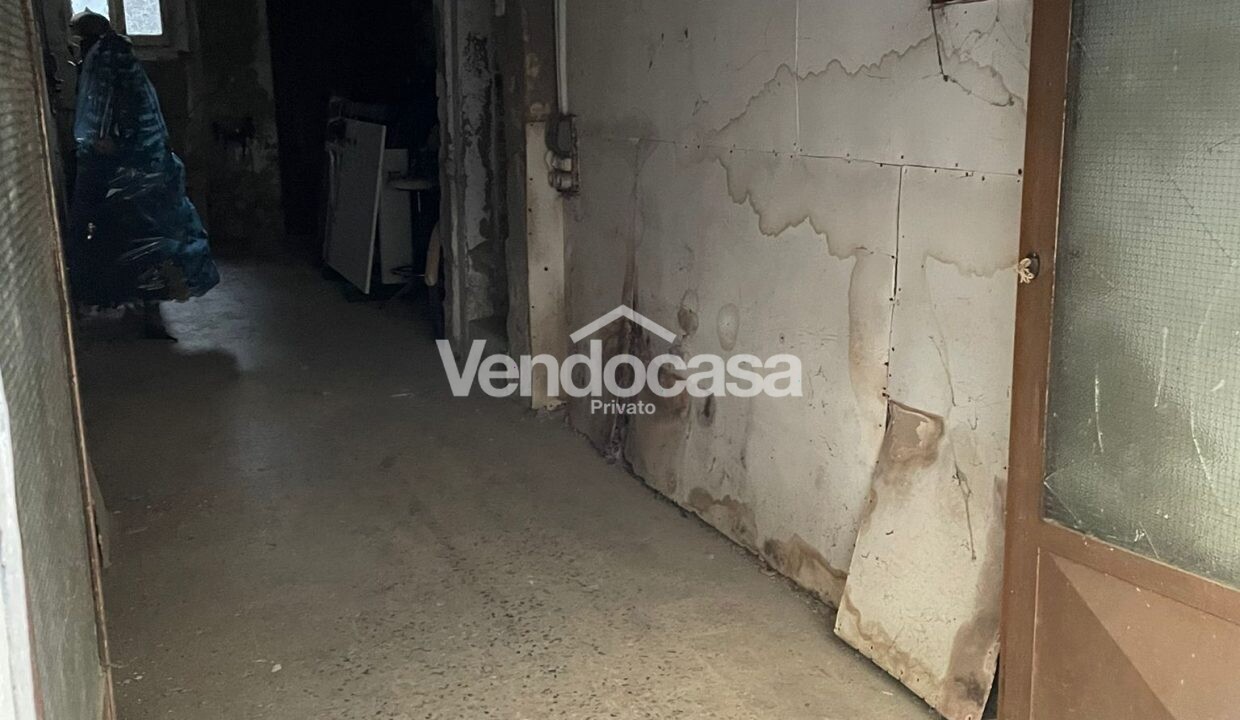 Magazzino-Garage in via San Domenico, Figline Valdarno (FI)