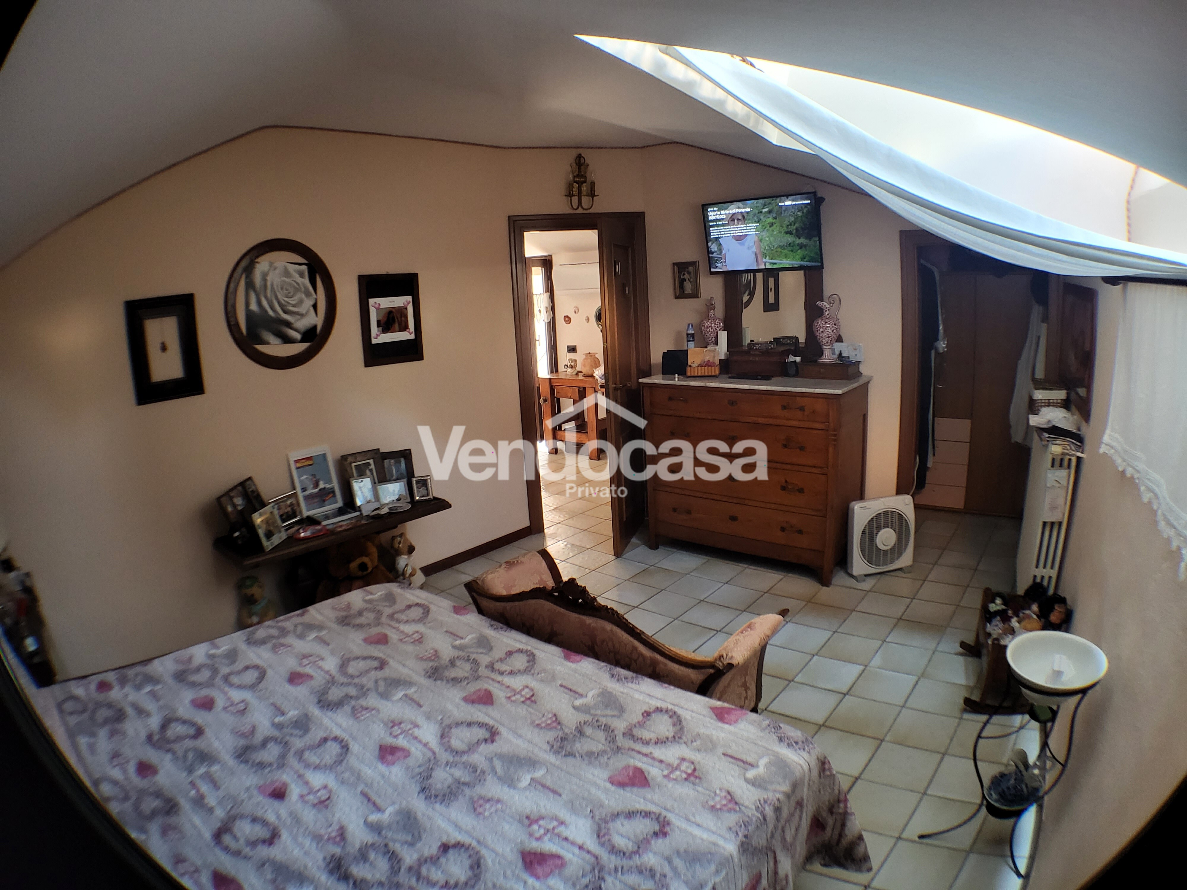 Casa in riva al lago di Como