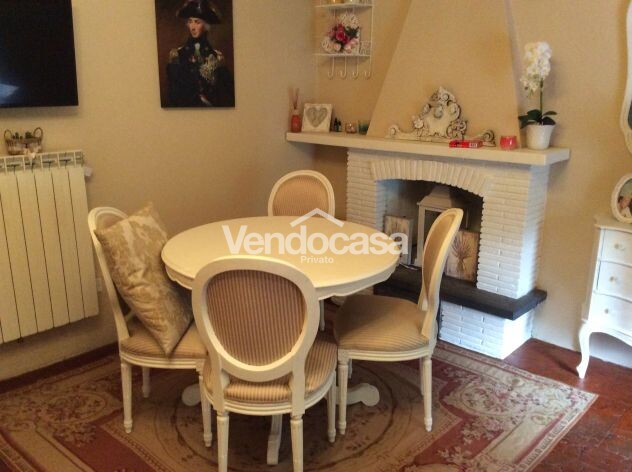 vendesi trilocale a Ruosina Versilia Forte dei marmi