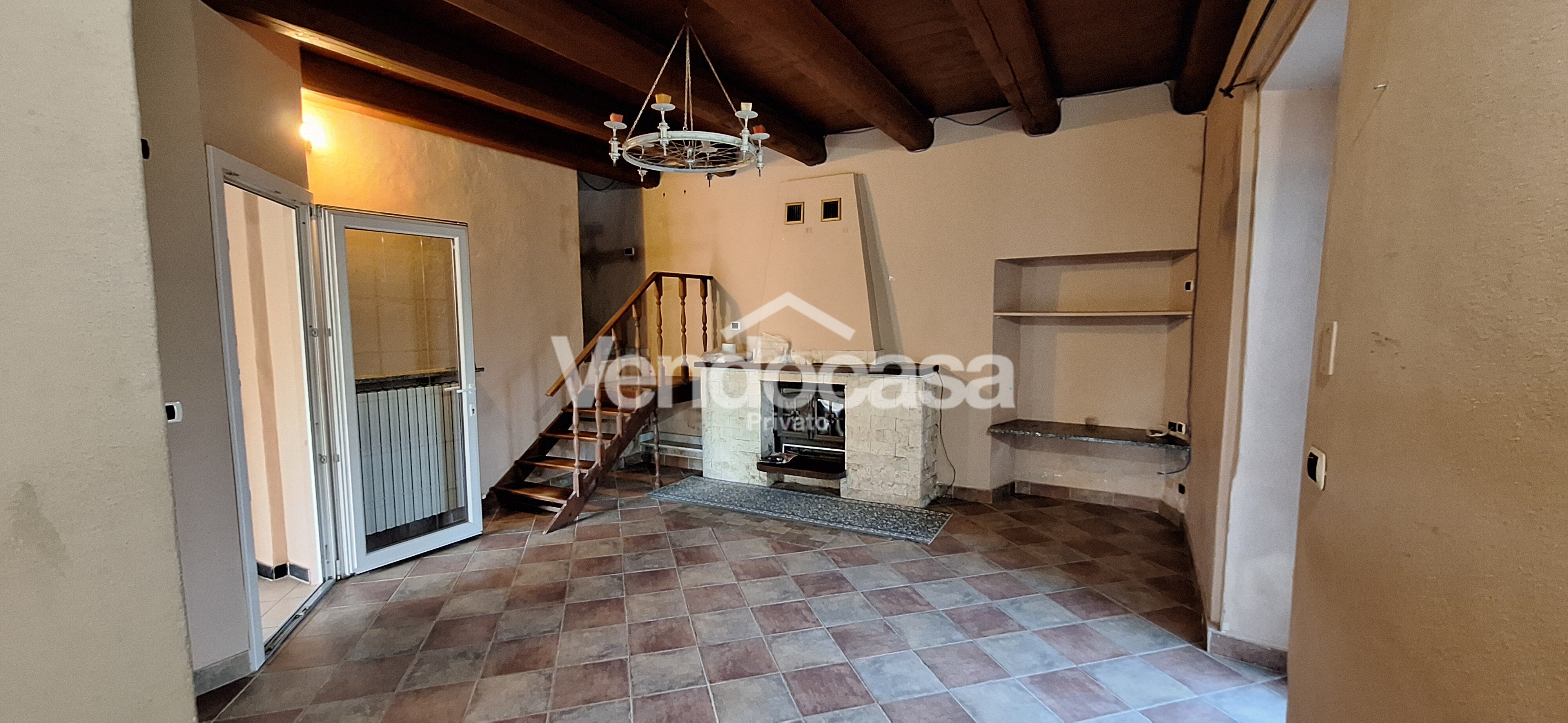 CASCINA IN PIEMONTE - 400mq con terreni per 4,5 ettari
