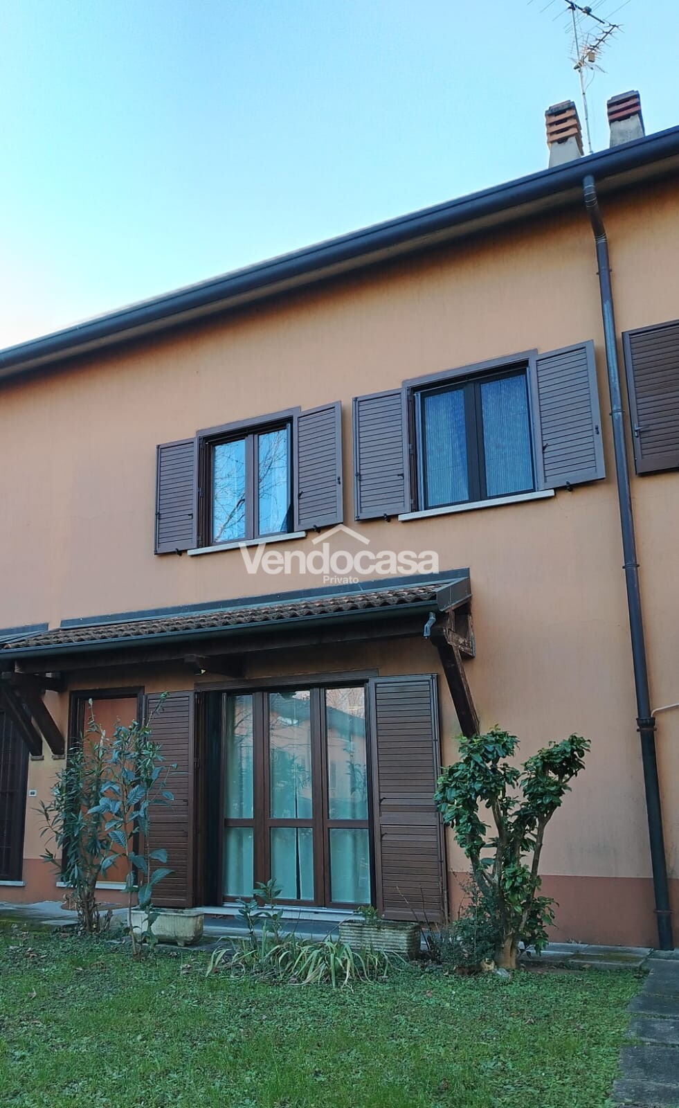 Villetta a schiera Garbagnate Milanese