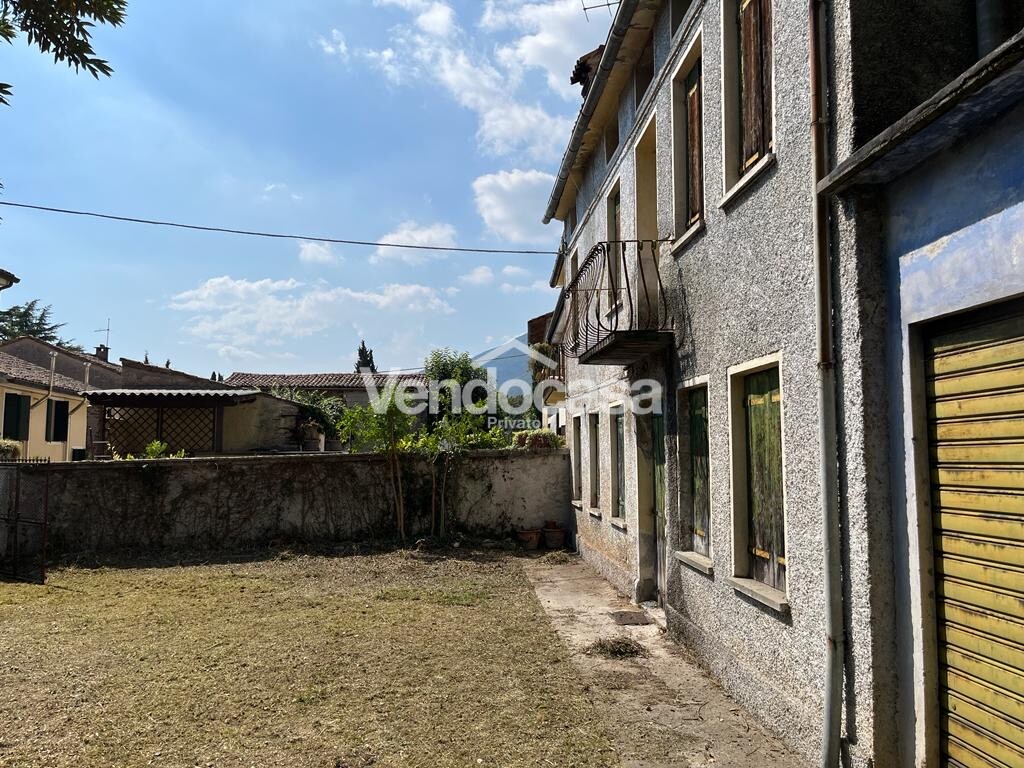 Crespano Pieve del Grappa Vendesi Casa e Terreni – da privato – foto 1