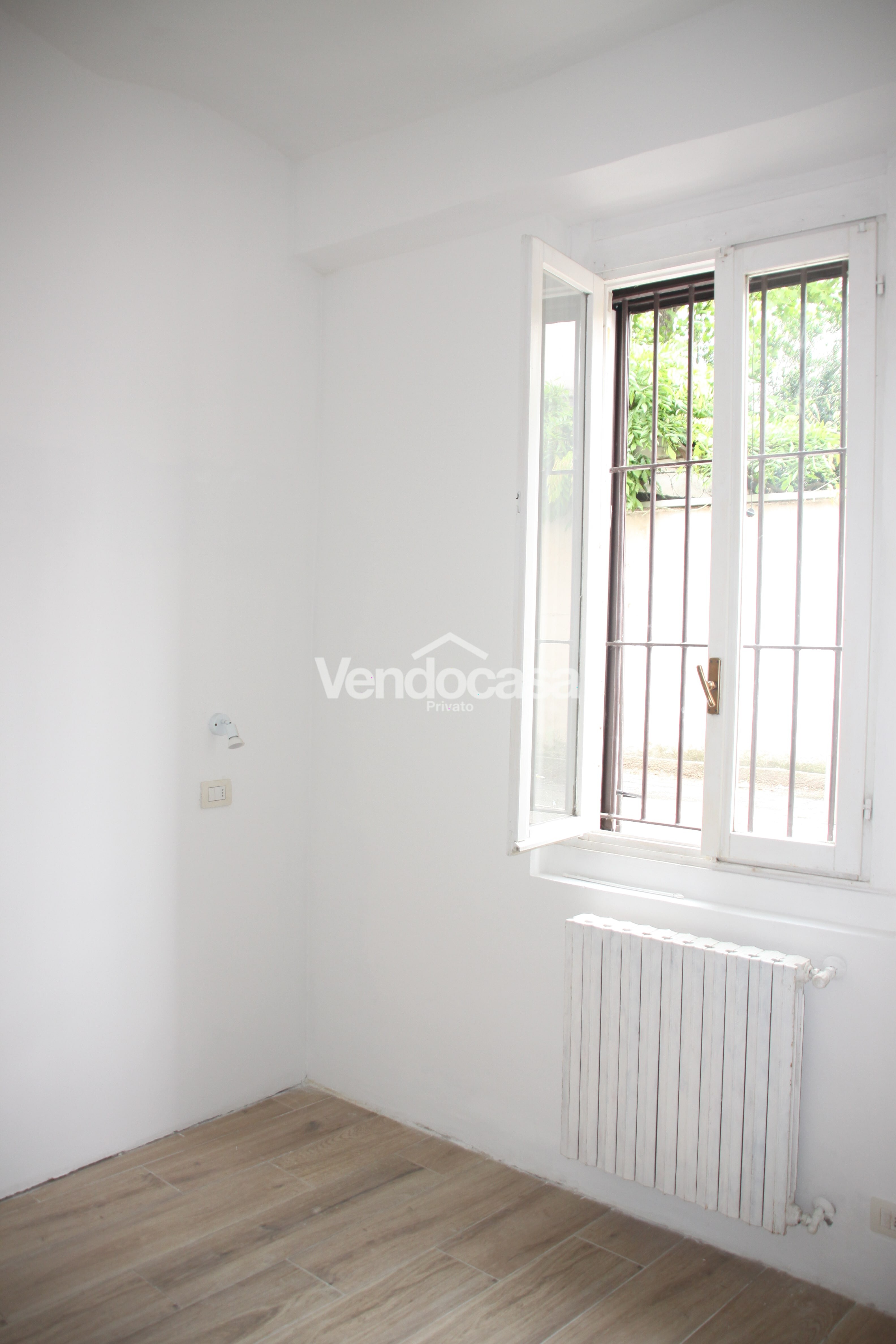 Privato vende monolocale di 37 mq a Milano in via Tofane 5 – in vendita – foto 1