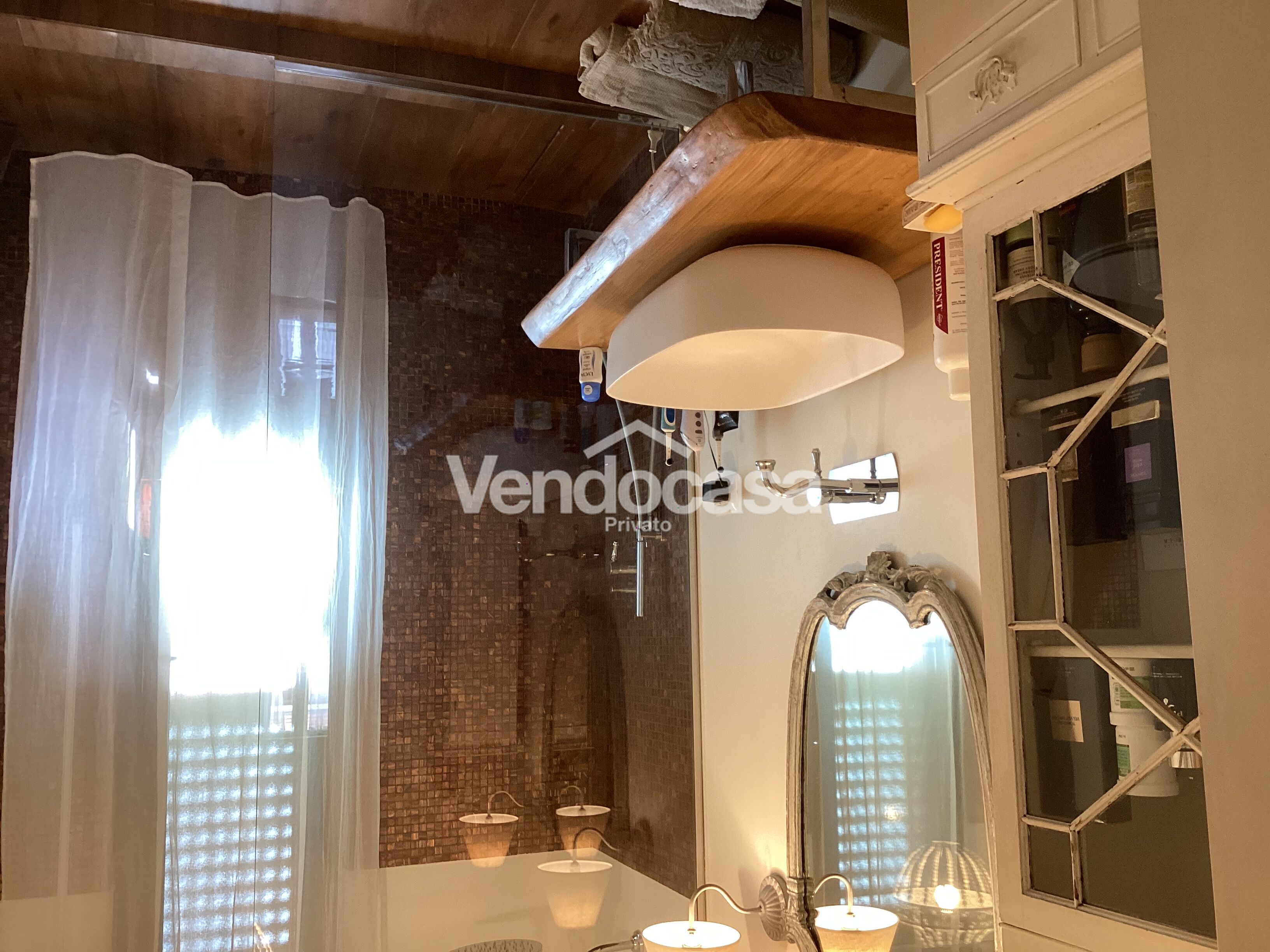 vendesi attico con terrazzo 100mq via lorenteggio 137