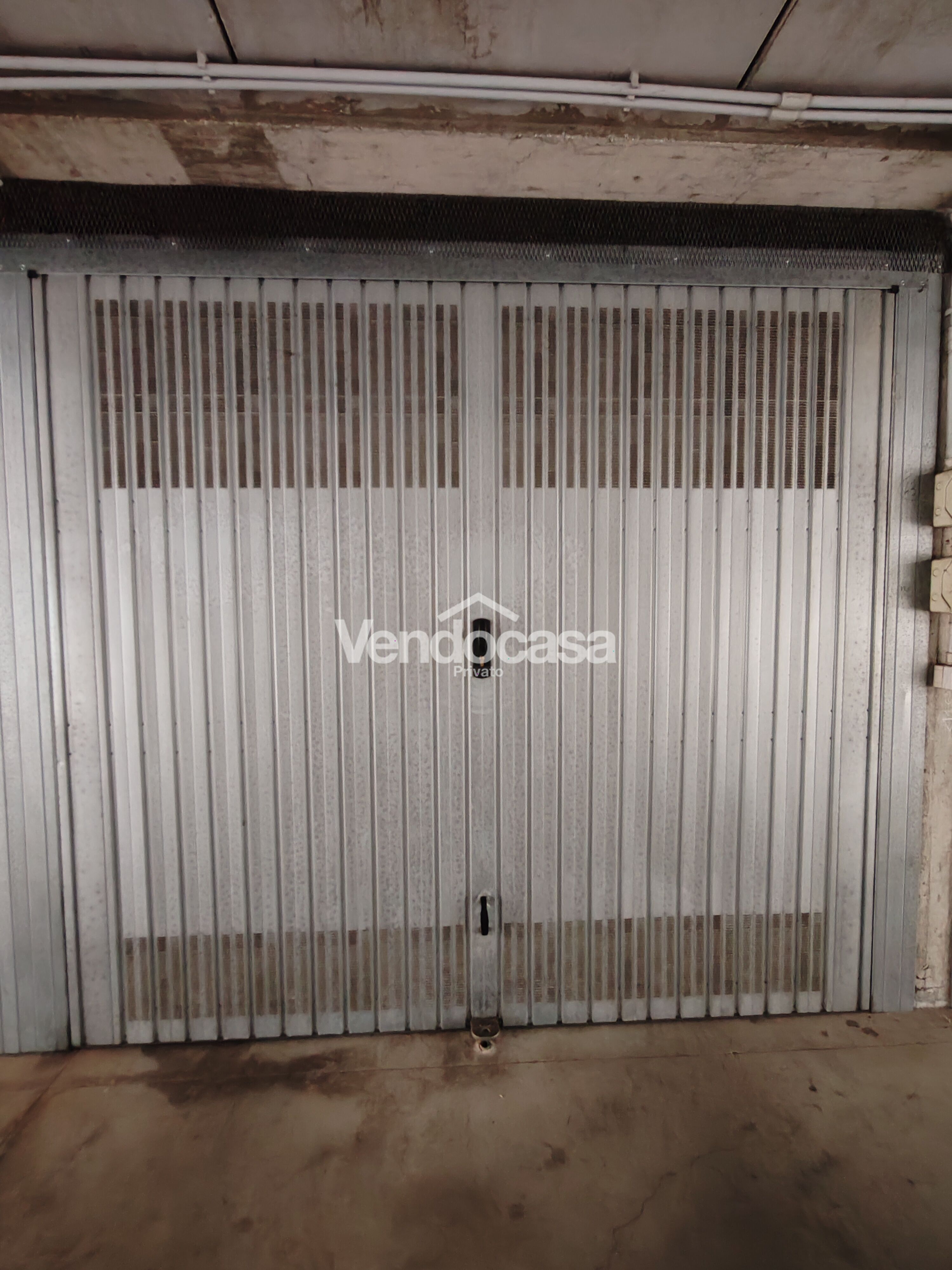 Box singolo vendesi