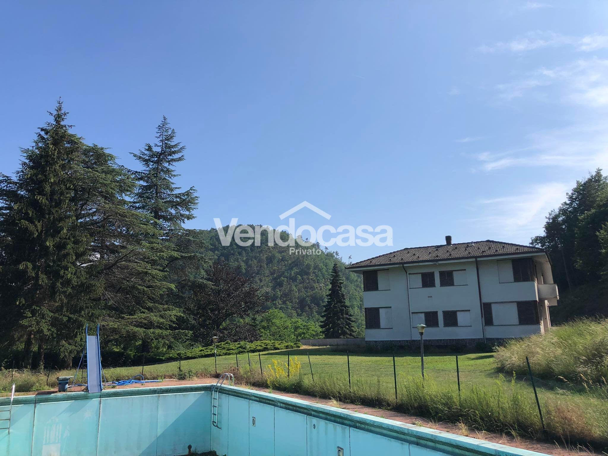 villa con piscina e parco – in vendita da privato a Rossiglione – foto 2