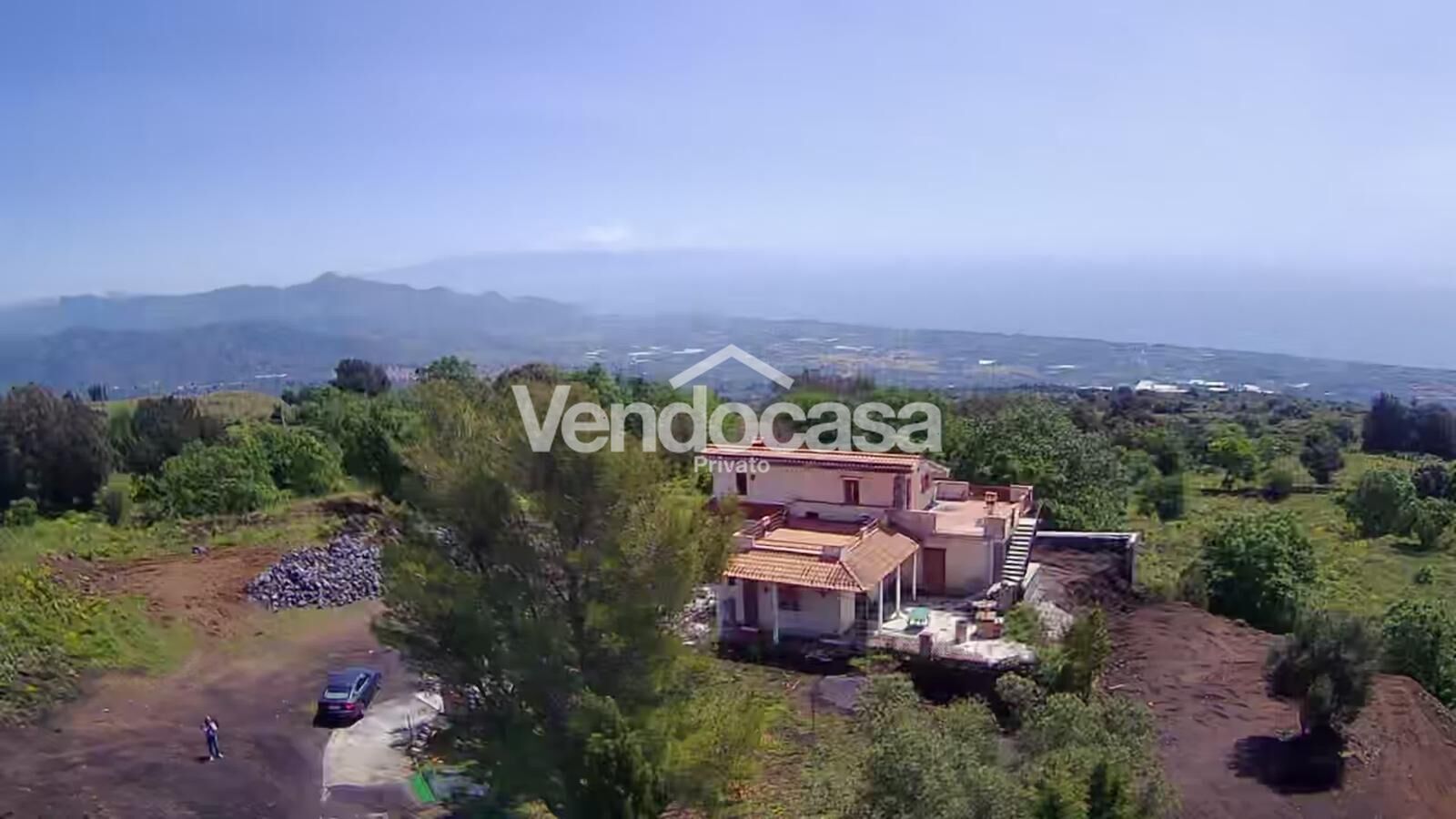 Villa panoramica con terreno – in vendita da privato a Mascali – foto 1