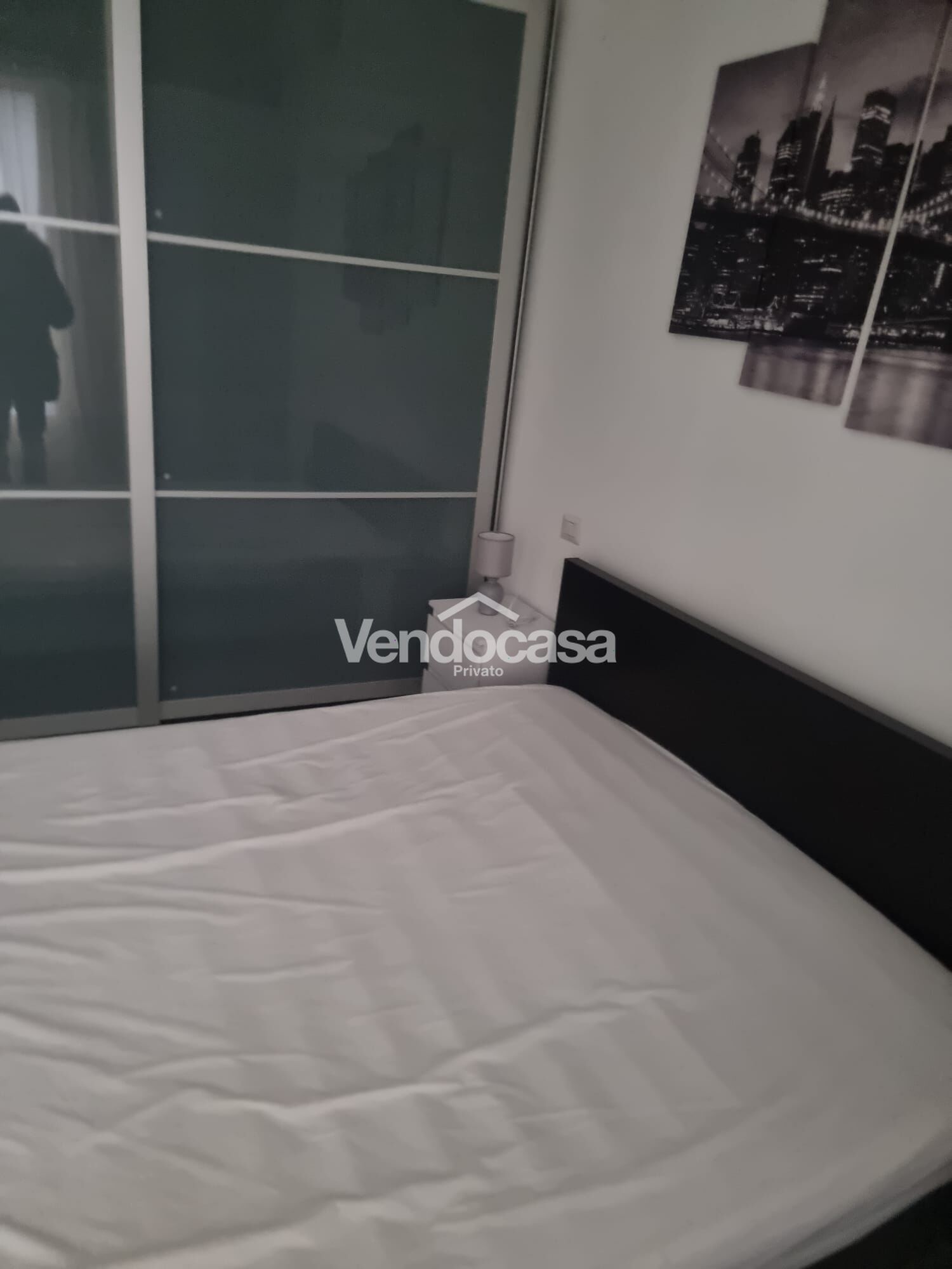 Appartamento in Viale Emilio Caldara, Milano, con cucina su misura e porta blindata – in affitto – foto 1