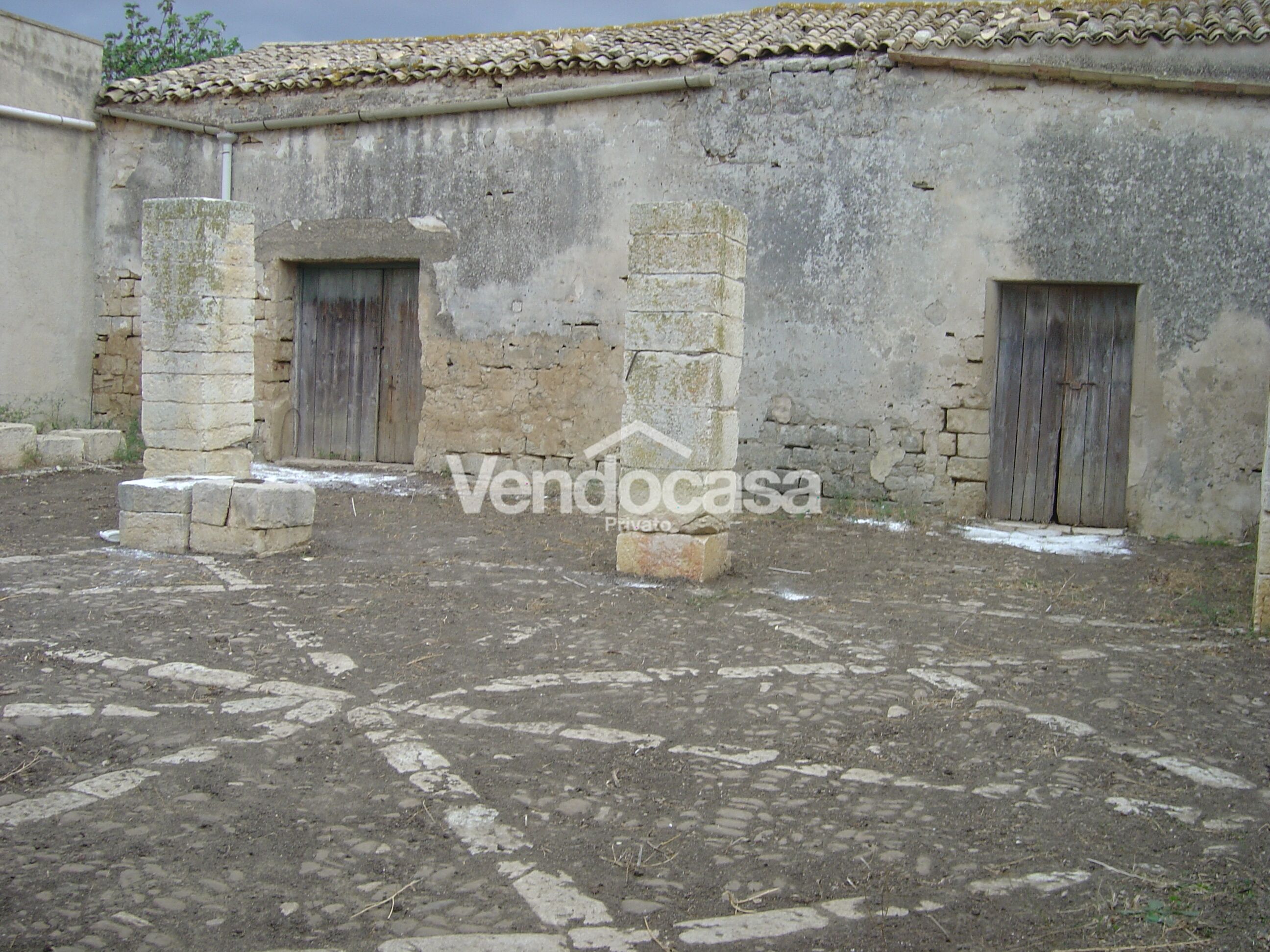 FABBRICATO RURALE "BAGLIO" – in vendita da privato a Trapani – foto 2